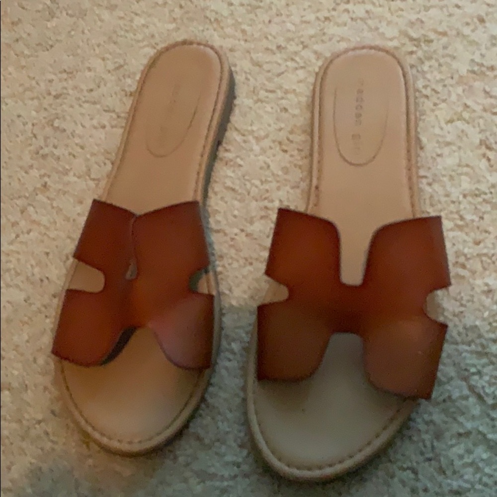 Madden girl slide ons